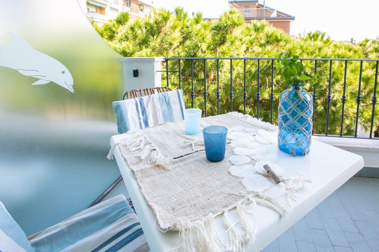 Residence Villa Dei Pini Rimini Kültér fotó