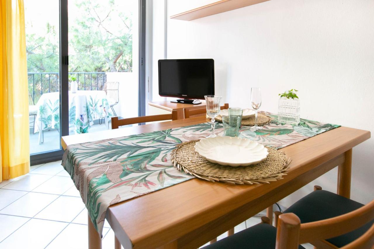 Residence Villa Dei Pini Rimini Kültér fotó
