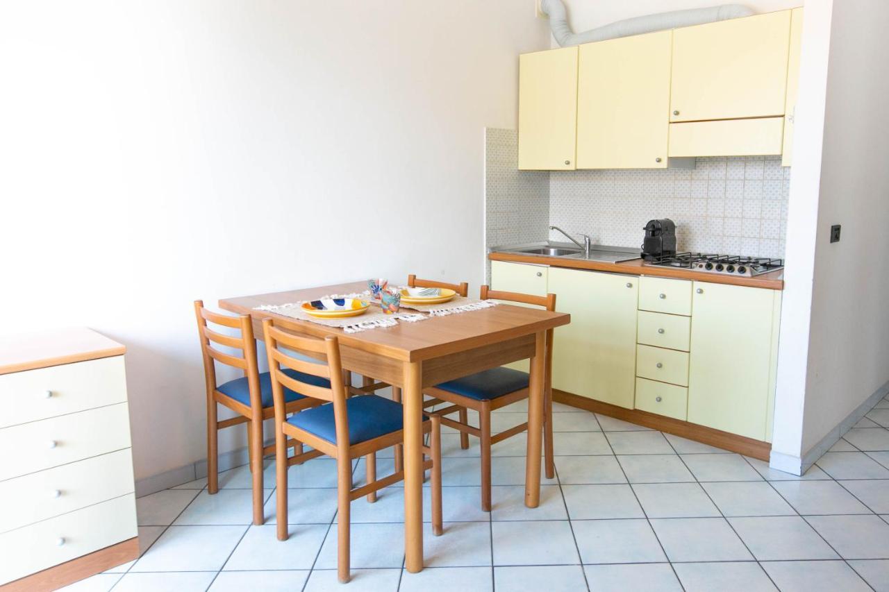 Residence Villa Dei Pini Rimini Kültér fotó