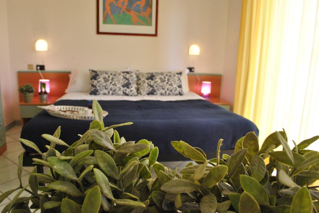 Residence Villa Dei Pini Rimini Kültér fotó