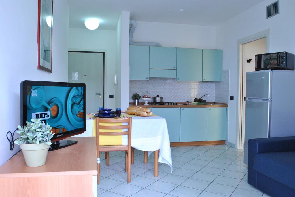 Residence Villa Dei Pini Rimini Szoba fotó